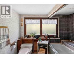 7251 Thompson Rd, Port Alberni, BC V9Y8M3 Photo 22