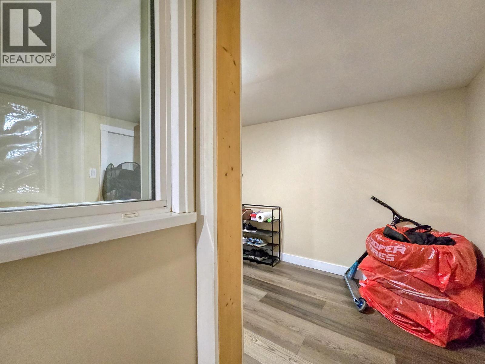 345 PANORAMA Drive - 44