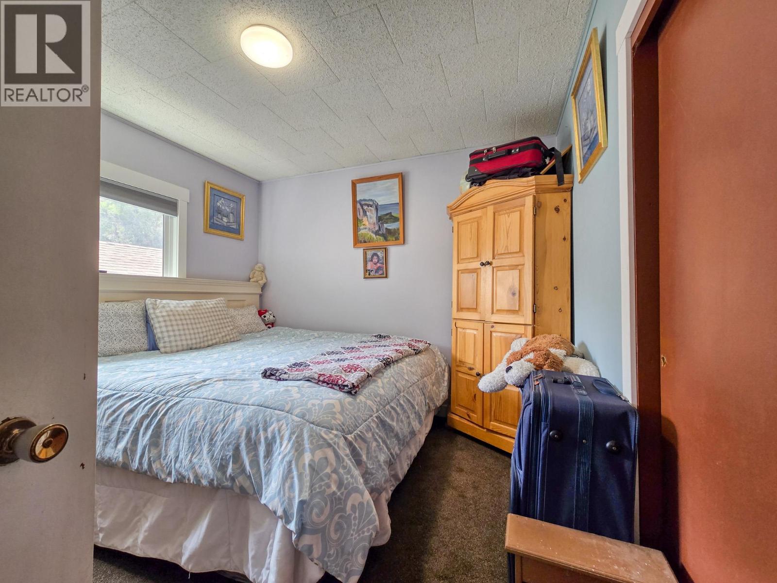 345 PANORAMA Drive - 32