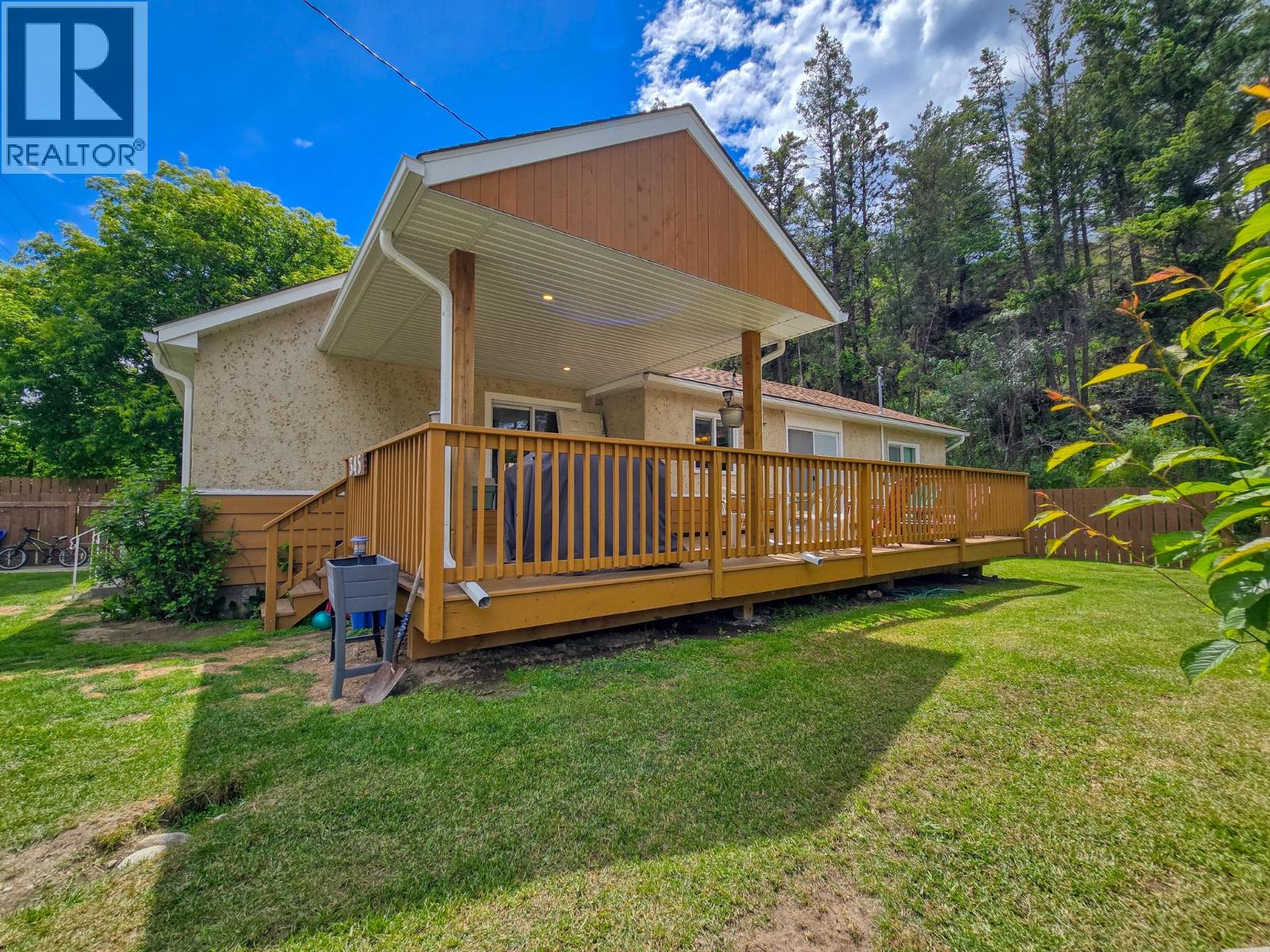 345 PANORAMA Drive - 24