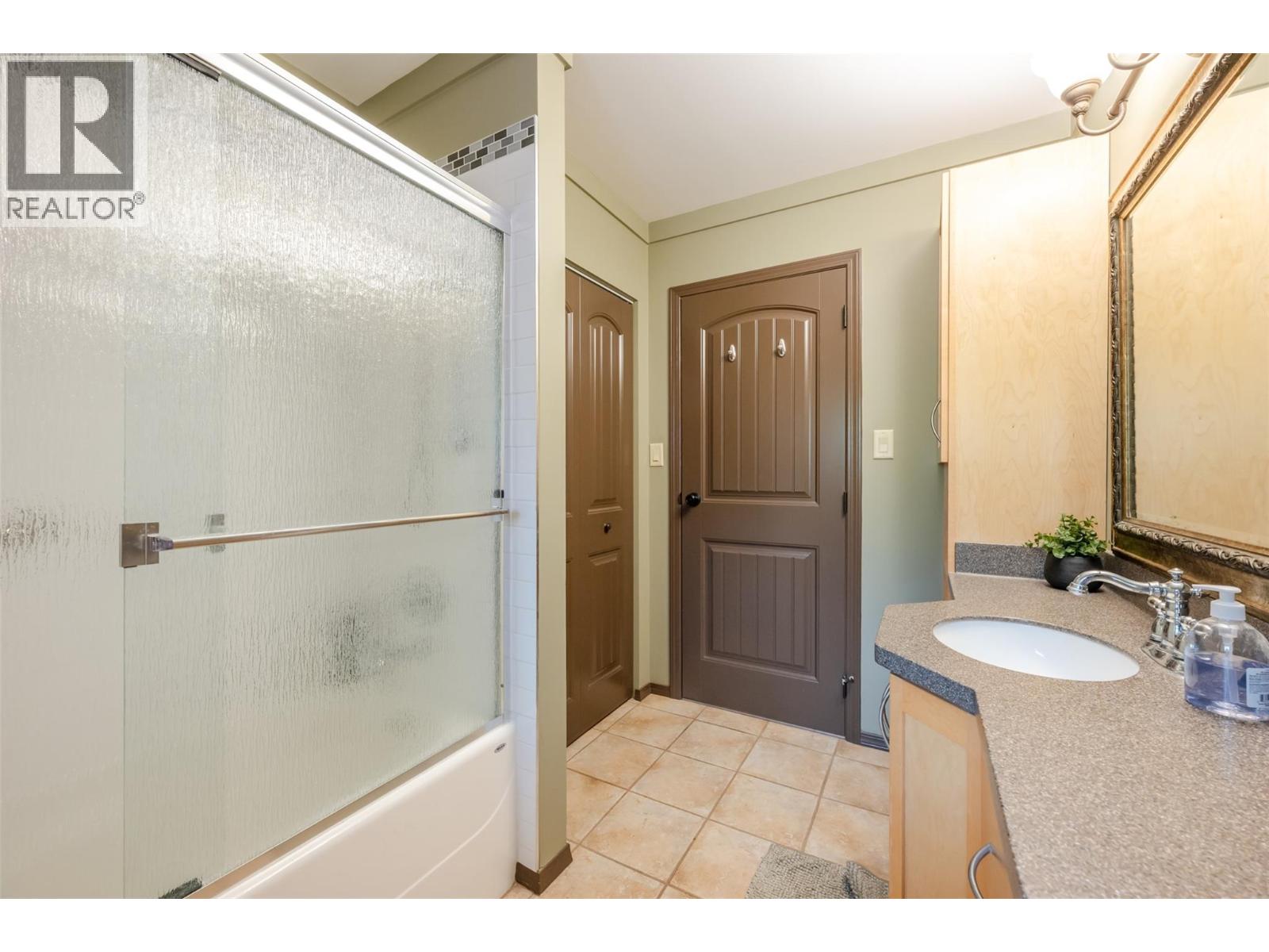 100 St. Andrews Drive - 29