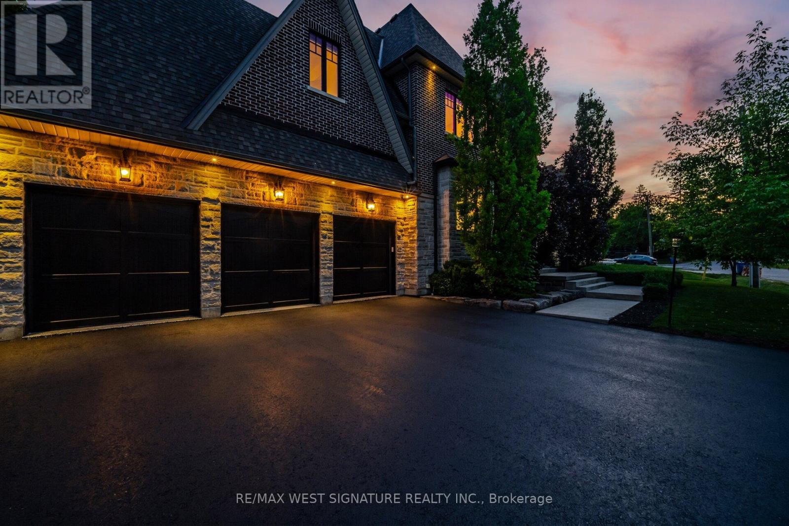 76 LYNWOOD CRESCENT - 3