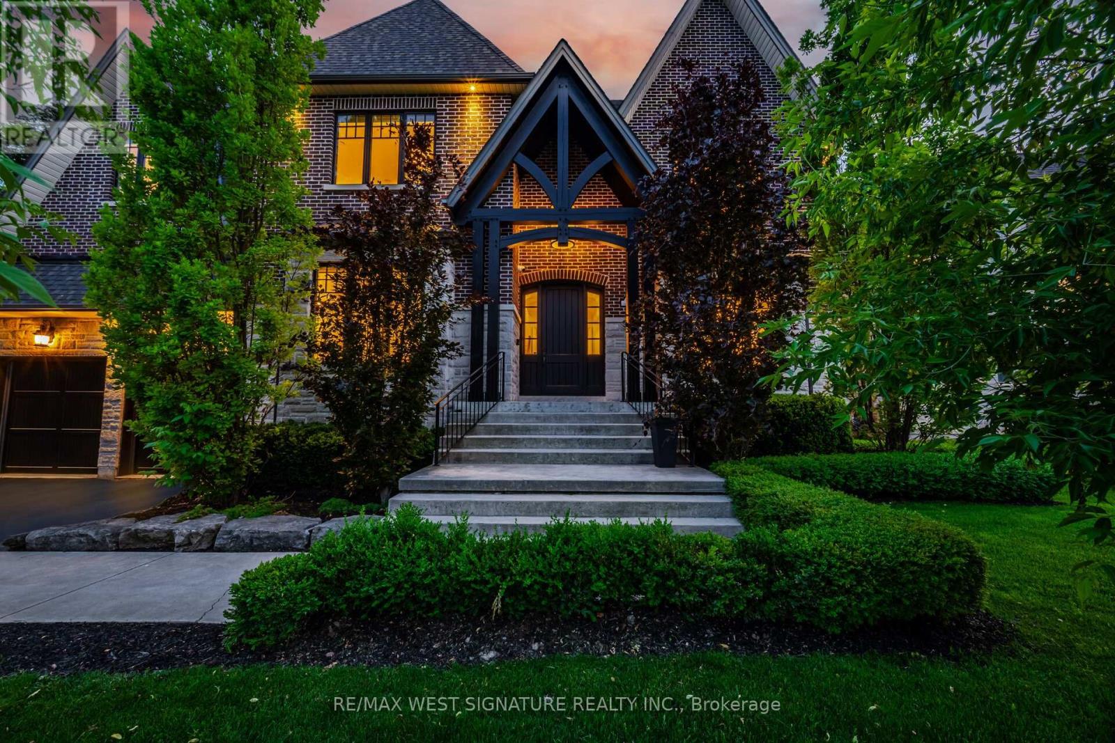 76 LYNWOOD CRESCENT - 4