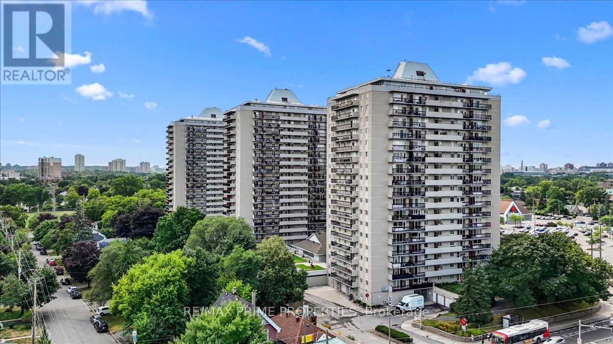 #209 158A MCARTHUR AVENUE - 2