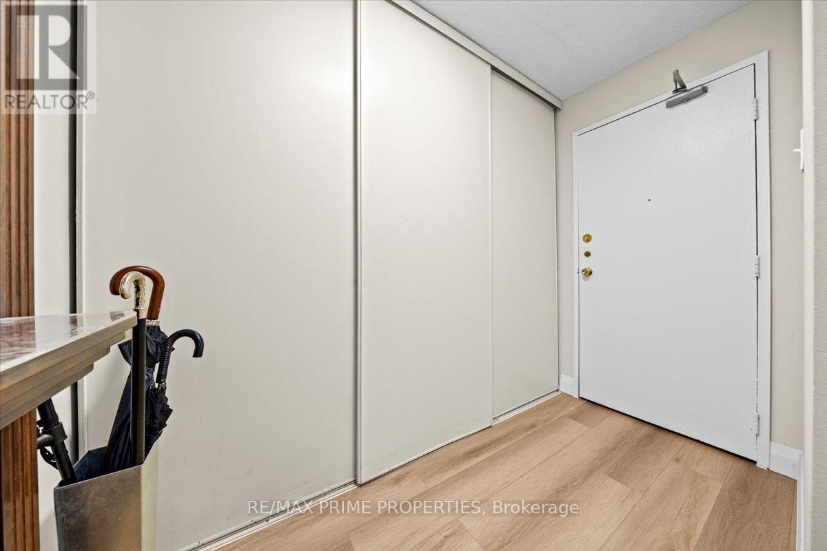 #209 158A MCARTHUR AVENUE - 4