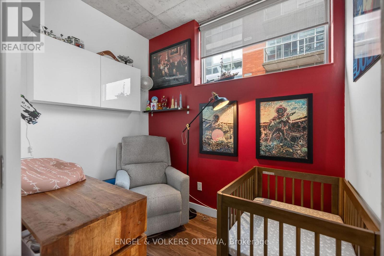 2 Bed, 1 Bath Apartment for Sale in Ottawa – 704 – 383 CUMBERLAND STREET, Ottawa – MLS# X13450972 - Image 11