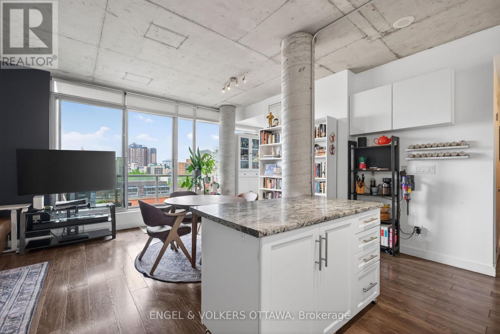 2 Bed, 1 Bath Apartment for Sale in Ottawa – 704 – 383 CUMBERLAND STREET, Ottawa – MLS# X13450972 - Image 17