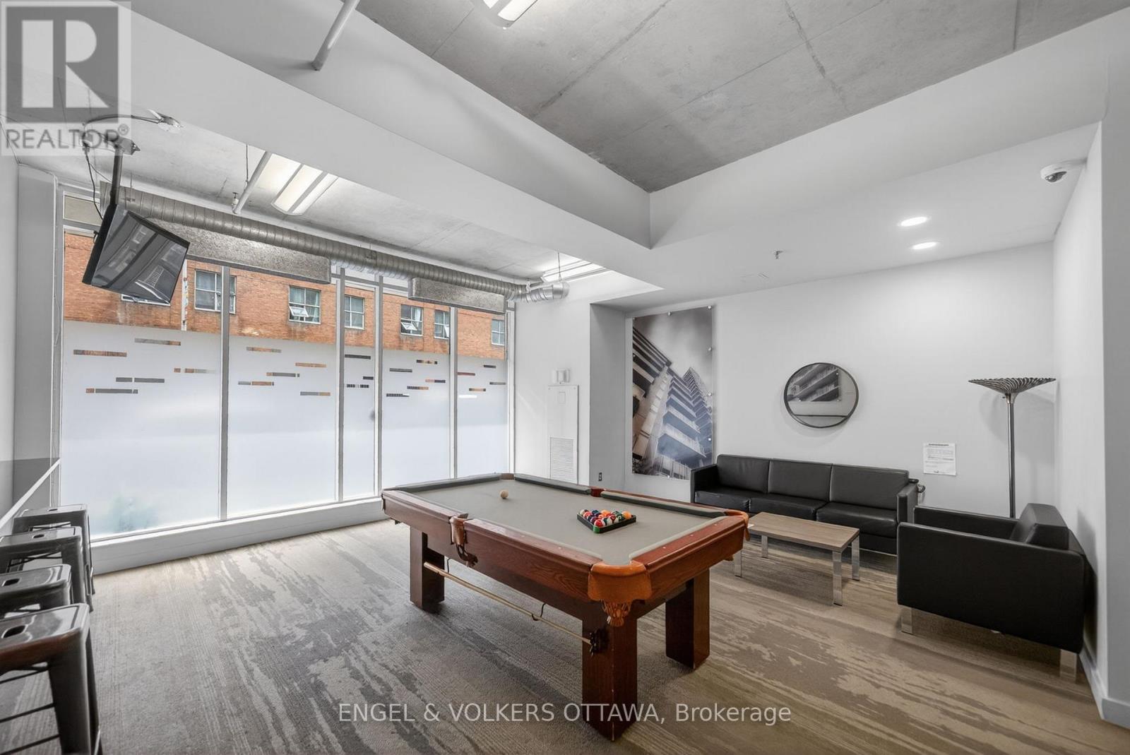 2 Bed, 1 Bath Apartment for Sale in Ottawa – 704 – 383 CUMBERLAND STREET, Ottawa – MLS# X13450972 - Image 27