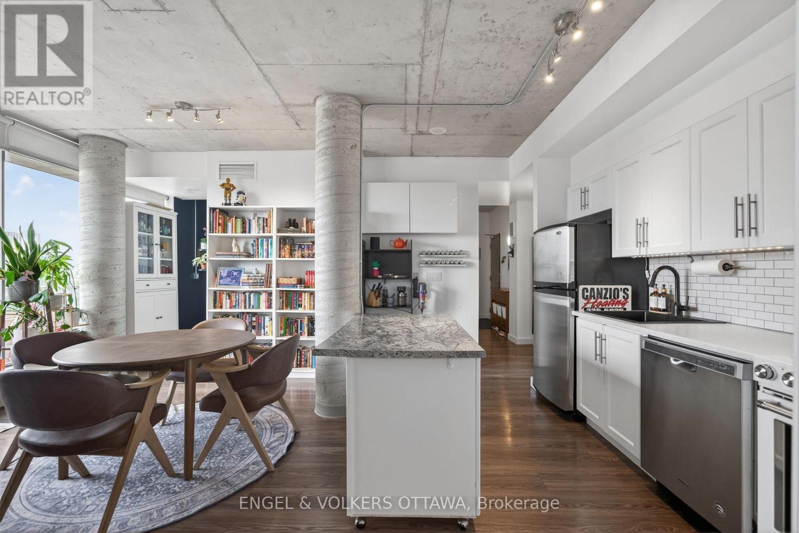 2 Bed, 1 Bath Apartment for Sale in Ottawa – 704 – 383 CUMBERLAND STREET, Ottawa – MLS# X13450972 - Image 8
