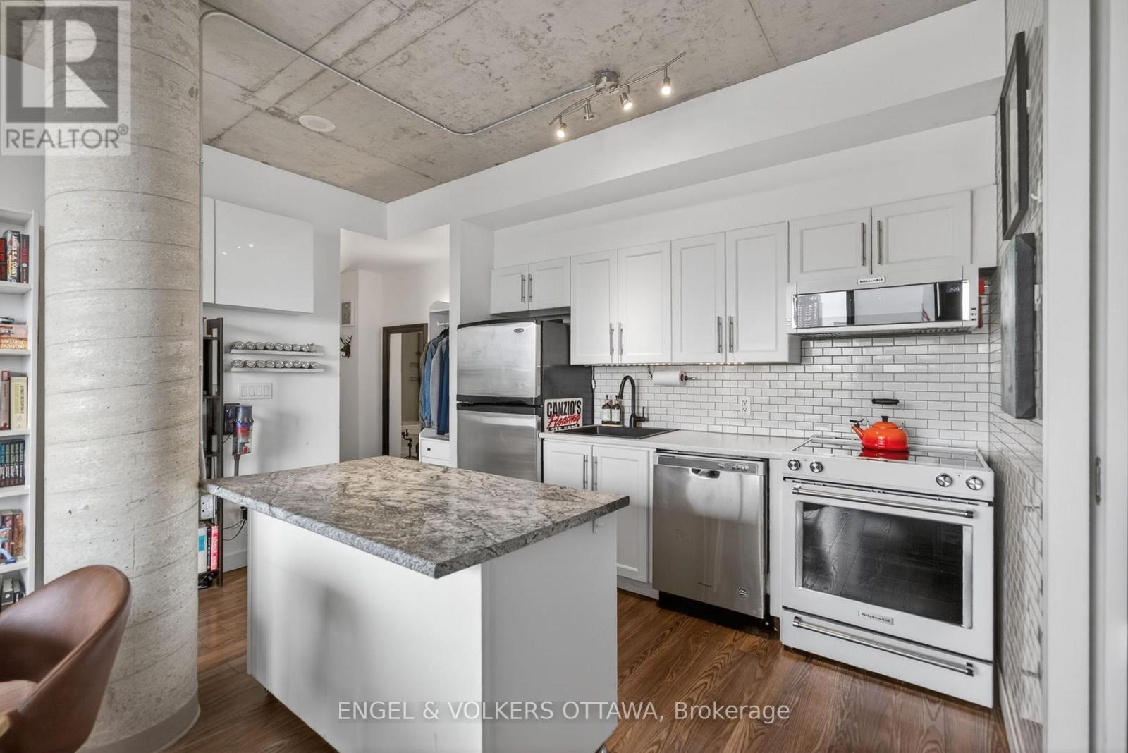 2 Bed, 1 Bath Apartment for Sale in Ottawa – 704 – 383 CUMBERLAND STREET, Ottawa – MLS# X13450972 - Image 9