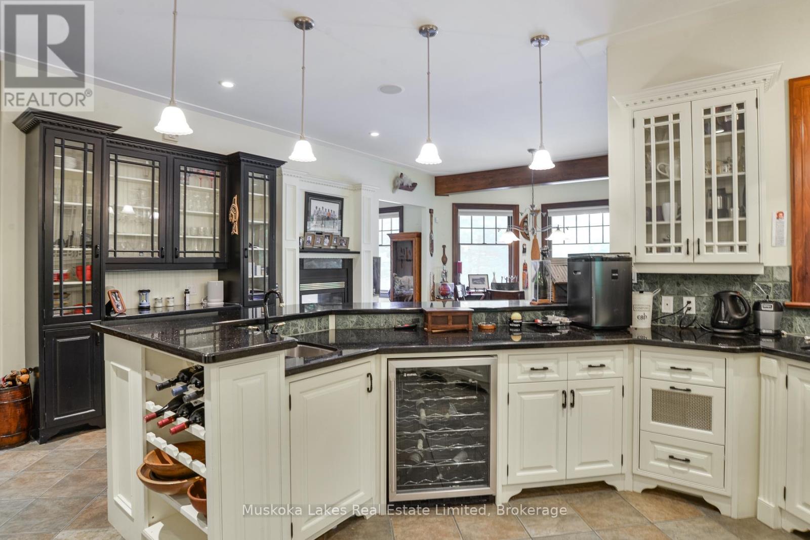 45 ESTATE DRIVE - Image 7