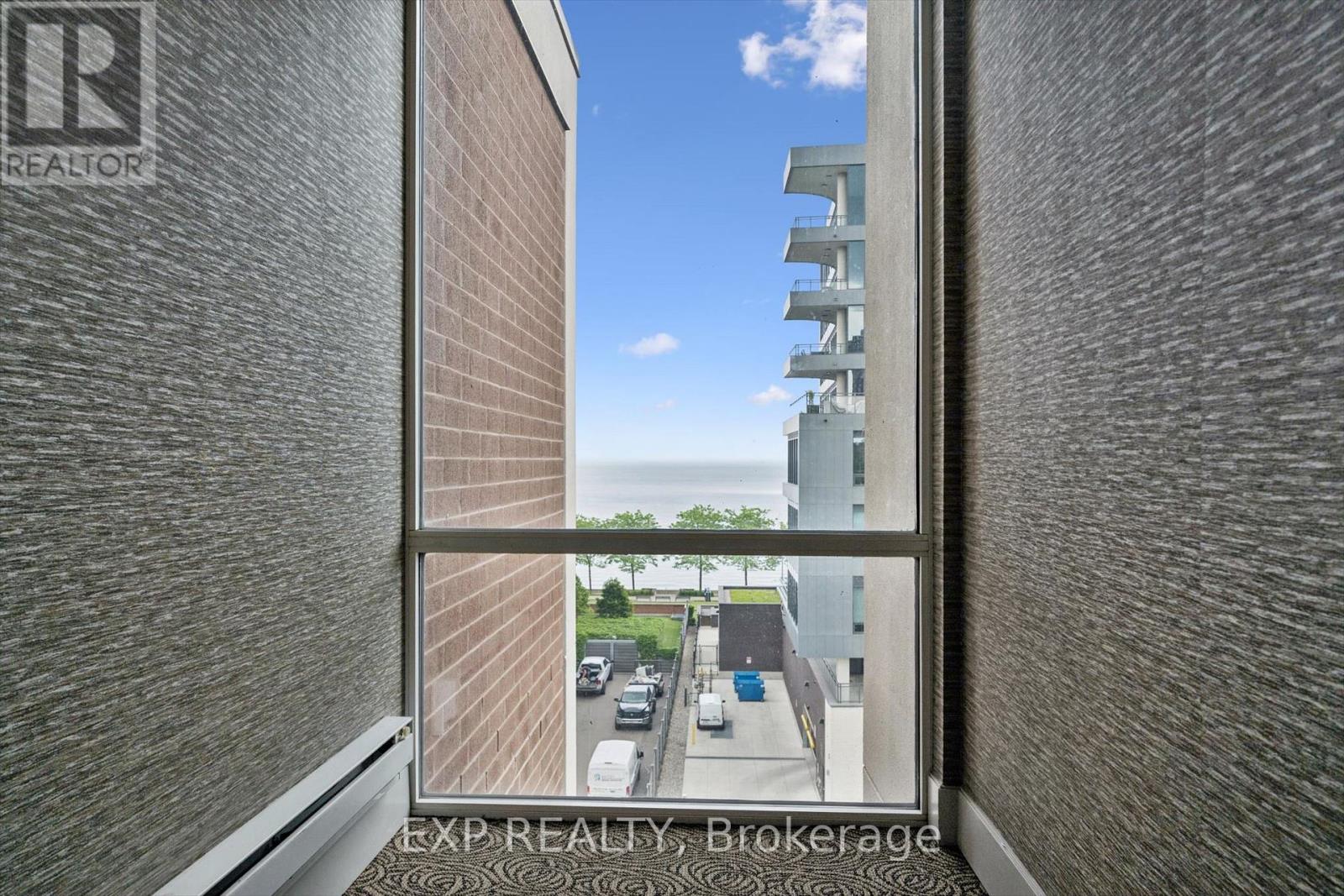 #607 70 PORT STREET E - 25