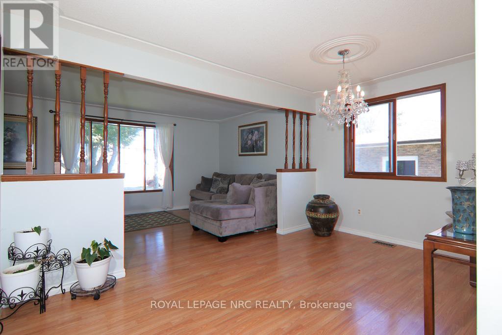 1006 CRESCENT ROAD - 21