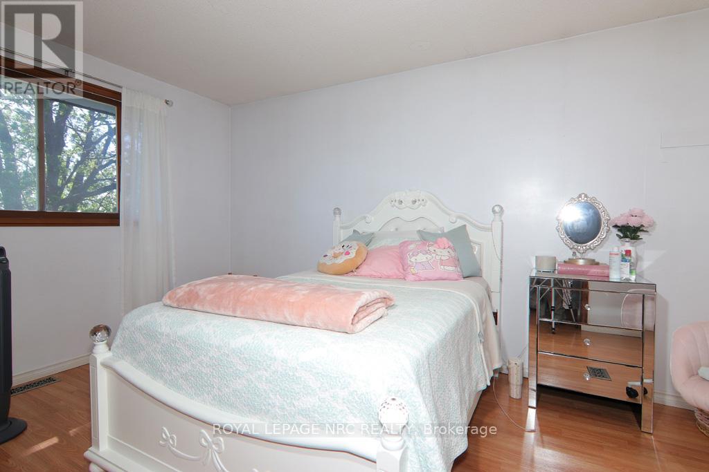 1006 CRESCENT ROAD - 37