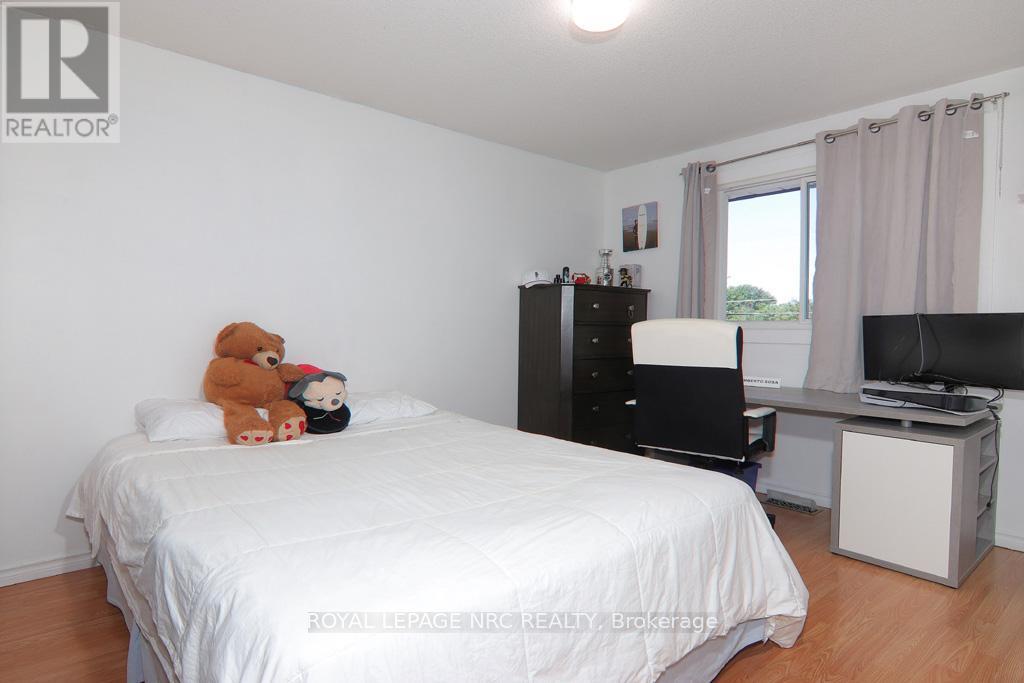 1006 CRESCENT ROAD - 38