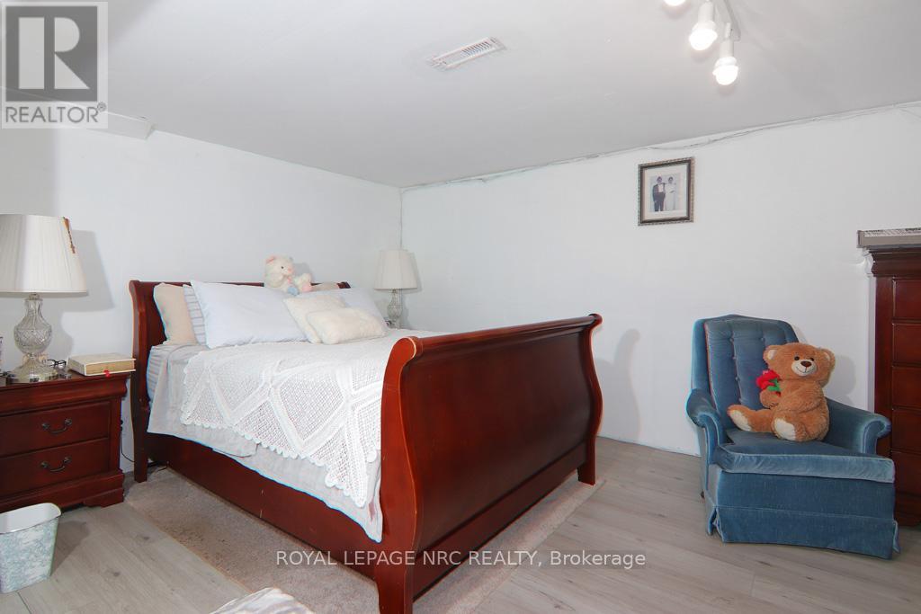 1006 CRESCENT ROAD - 45