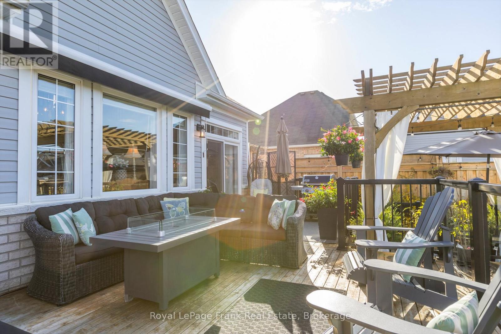 2 RICHARD EASON COURT - 27