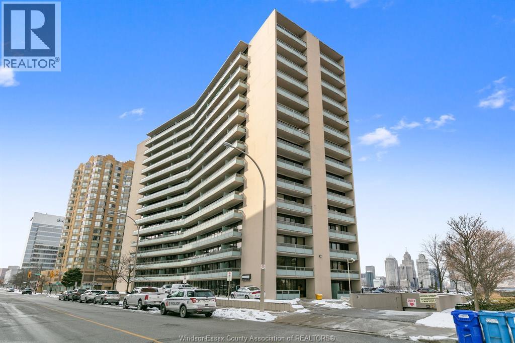#116 111 RIVERSIDE DRIVE East - 30
