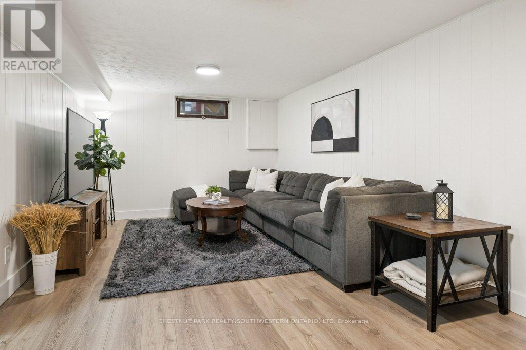 161 EAST PARK DRIVE - 19