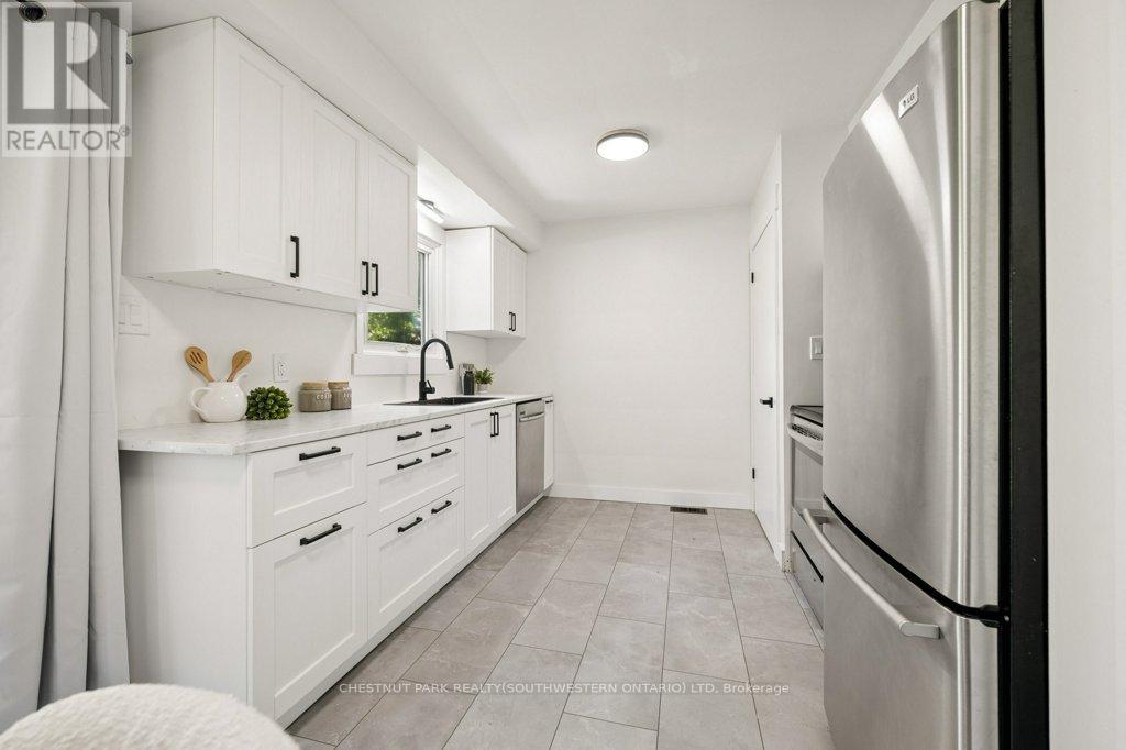 161 EAST PARK DRIVE - 7