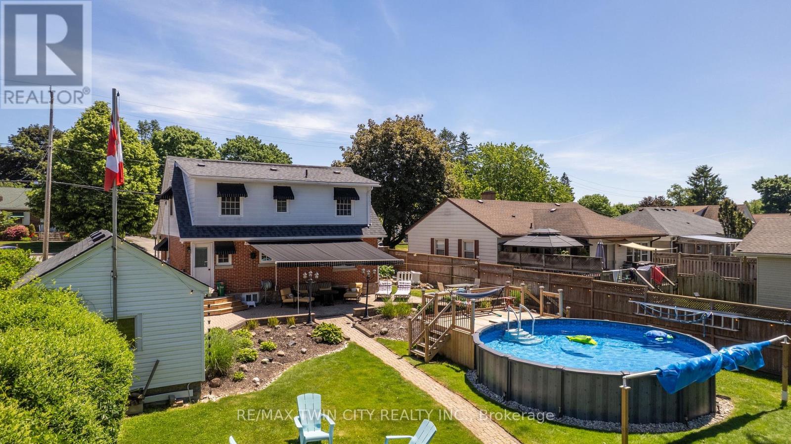 405 WELLINGTON STREET N - 30