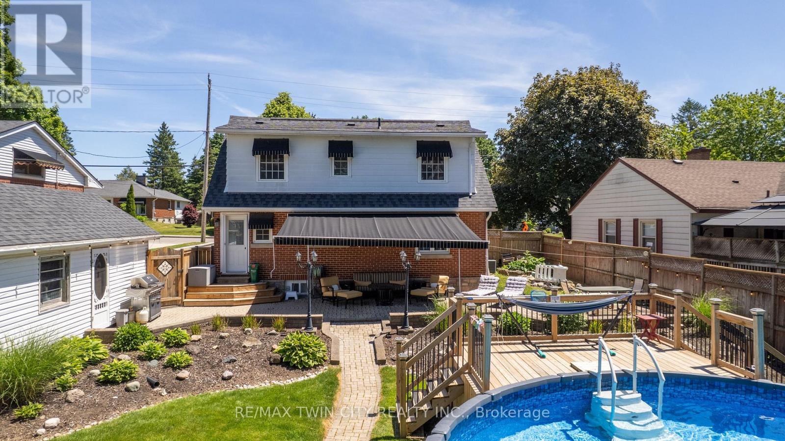 405 WELLINGTON STREET N - 31