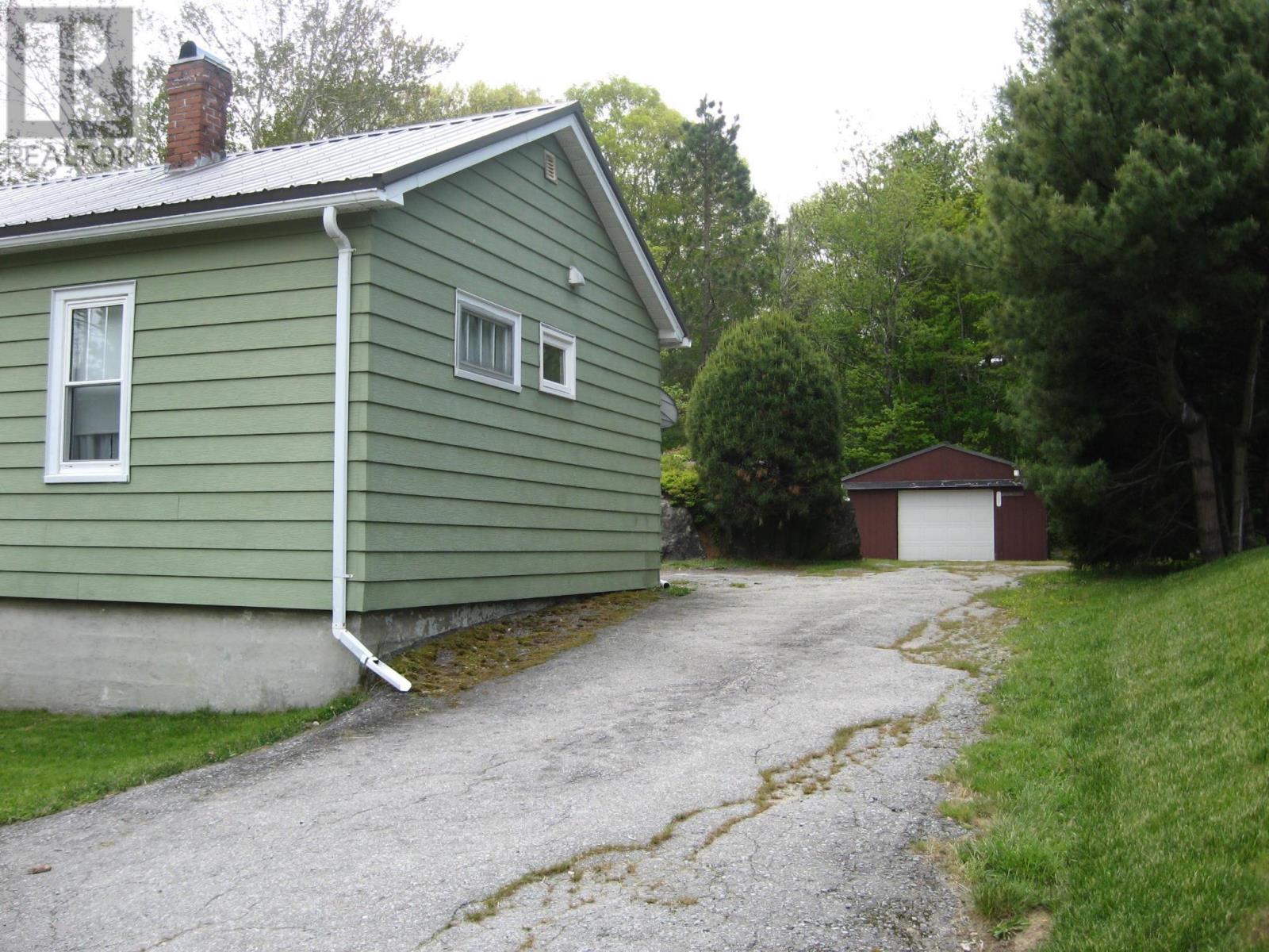 Property 2 of 21 of 19 Poplar Street