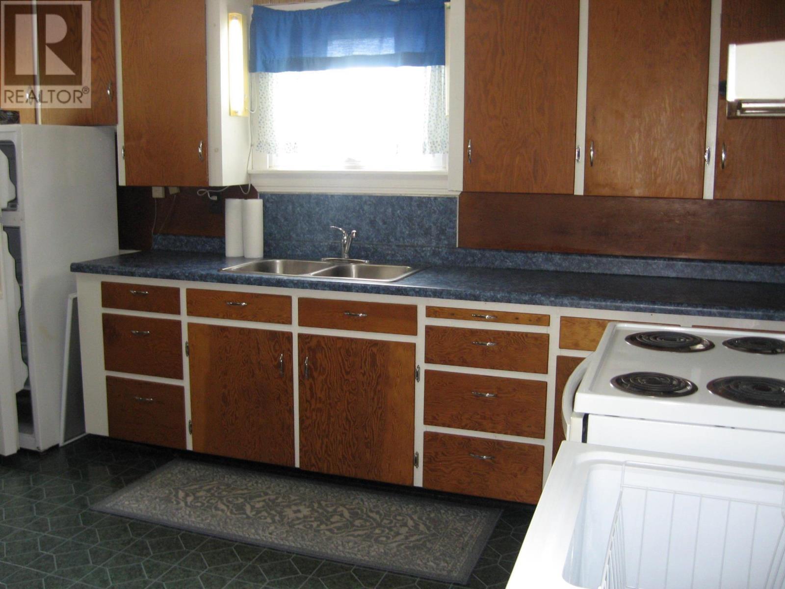 Property 4 of 21 of 19 Poplar Street