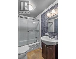 34 Crowdy Street thumbnail 25