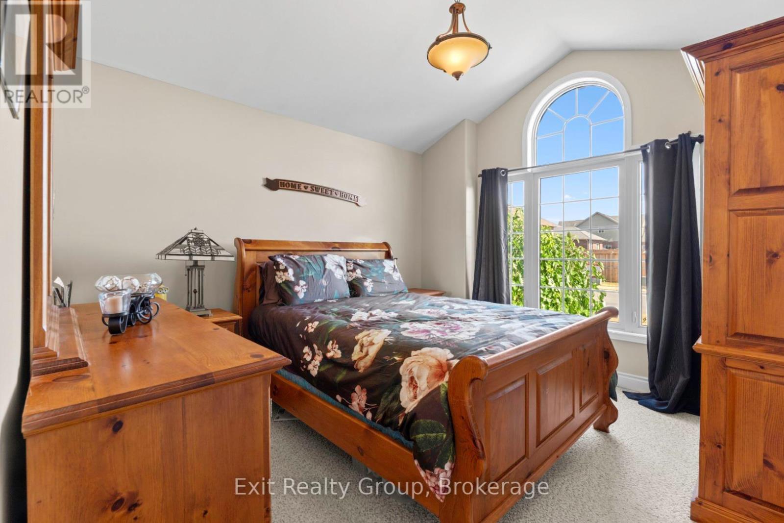 48 CAVENDISH DRIVE - 14