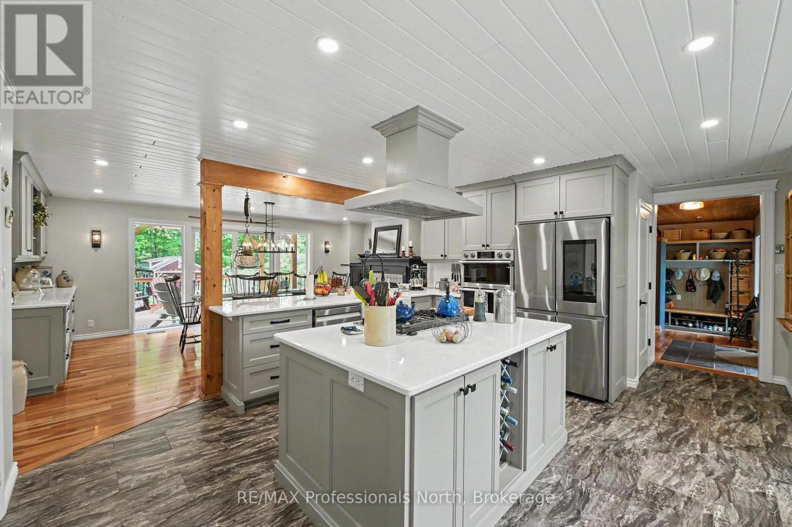 1661 HOSPITALITY ROAD - 11