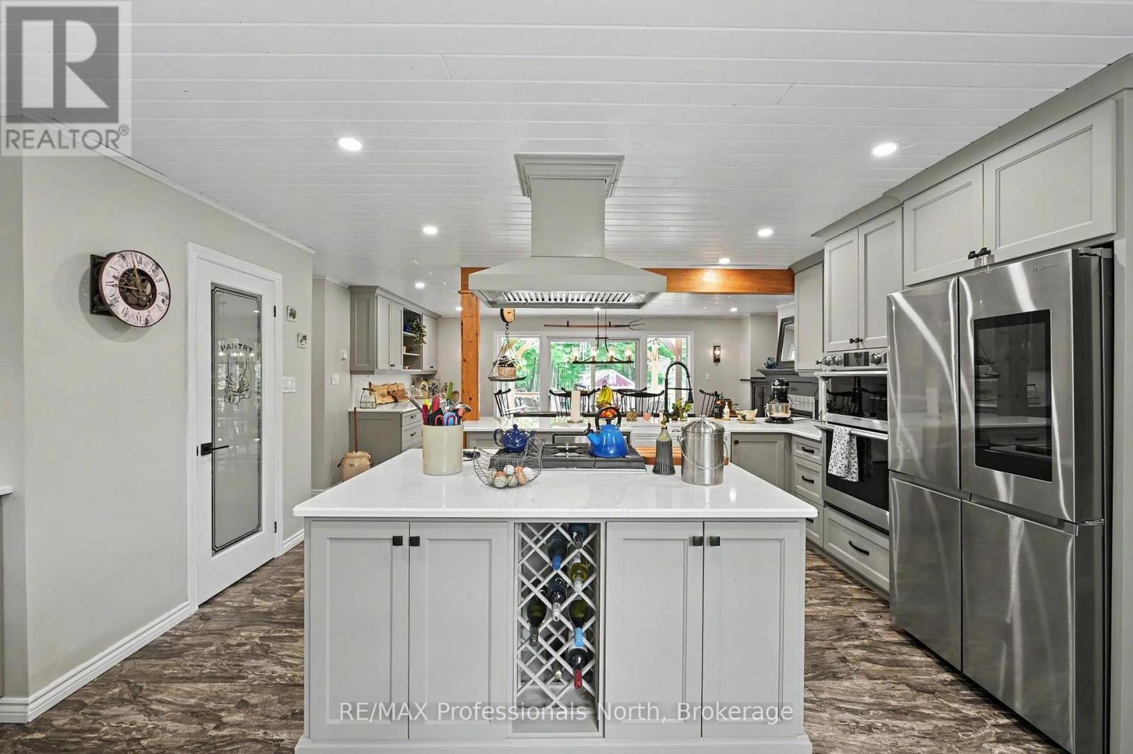 1661 HOSPITALITY ROAD - 12