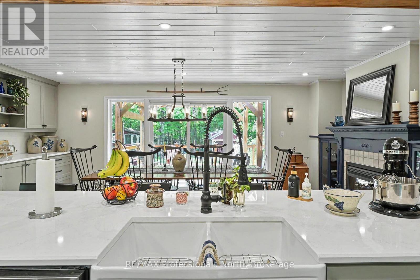 1661 HOSPITALITY ROAD - 17