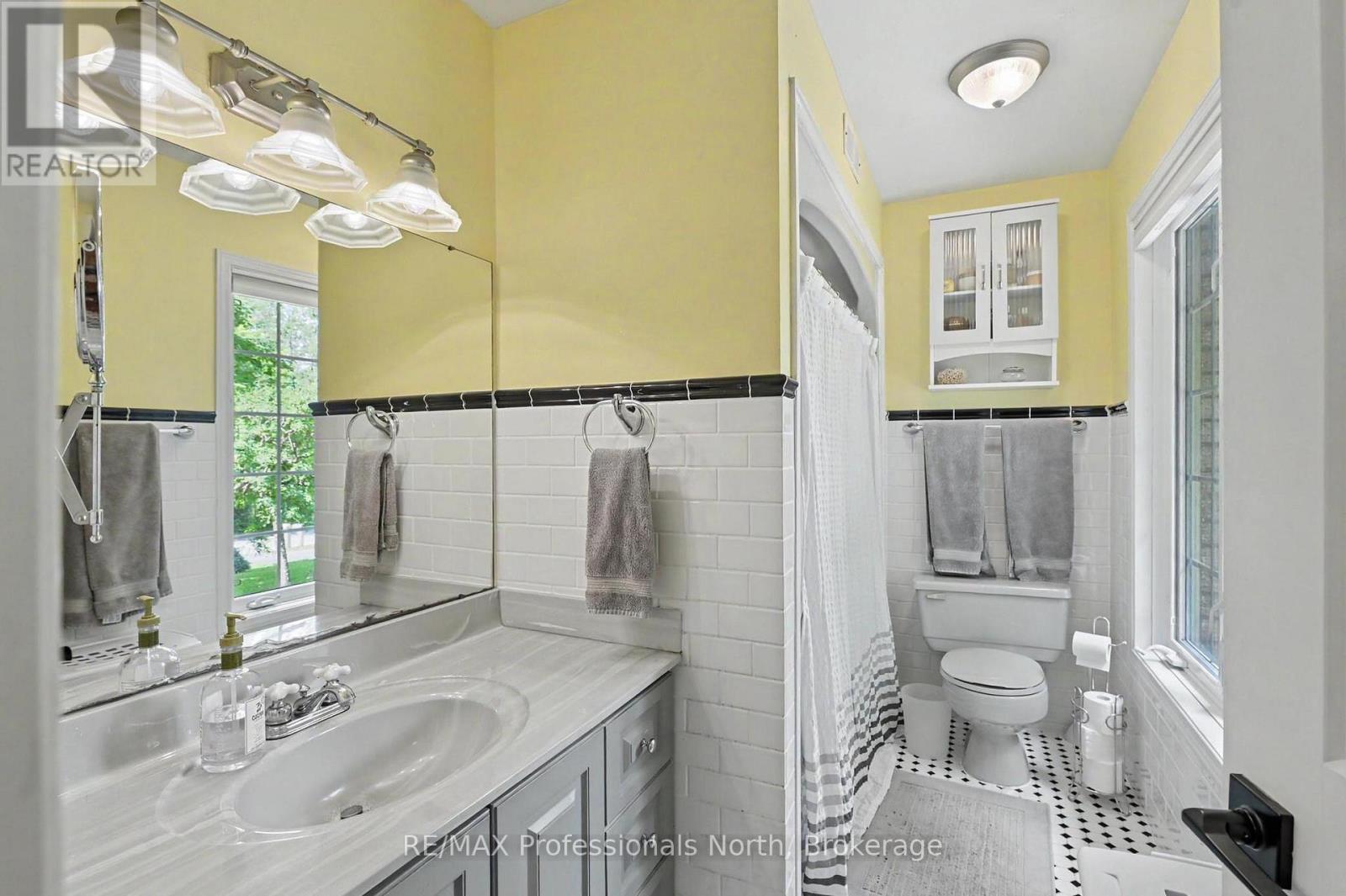 1661 HOSPITALITY ROAD - 23