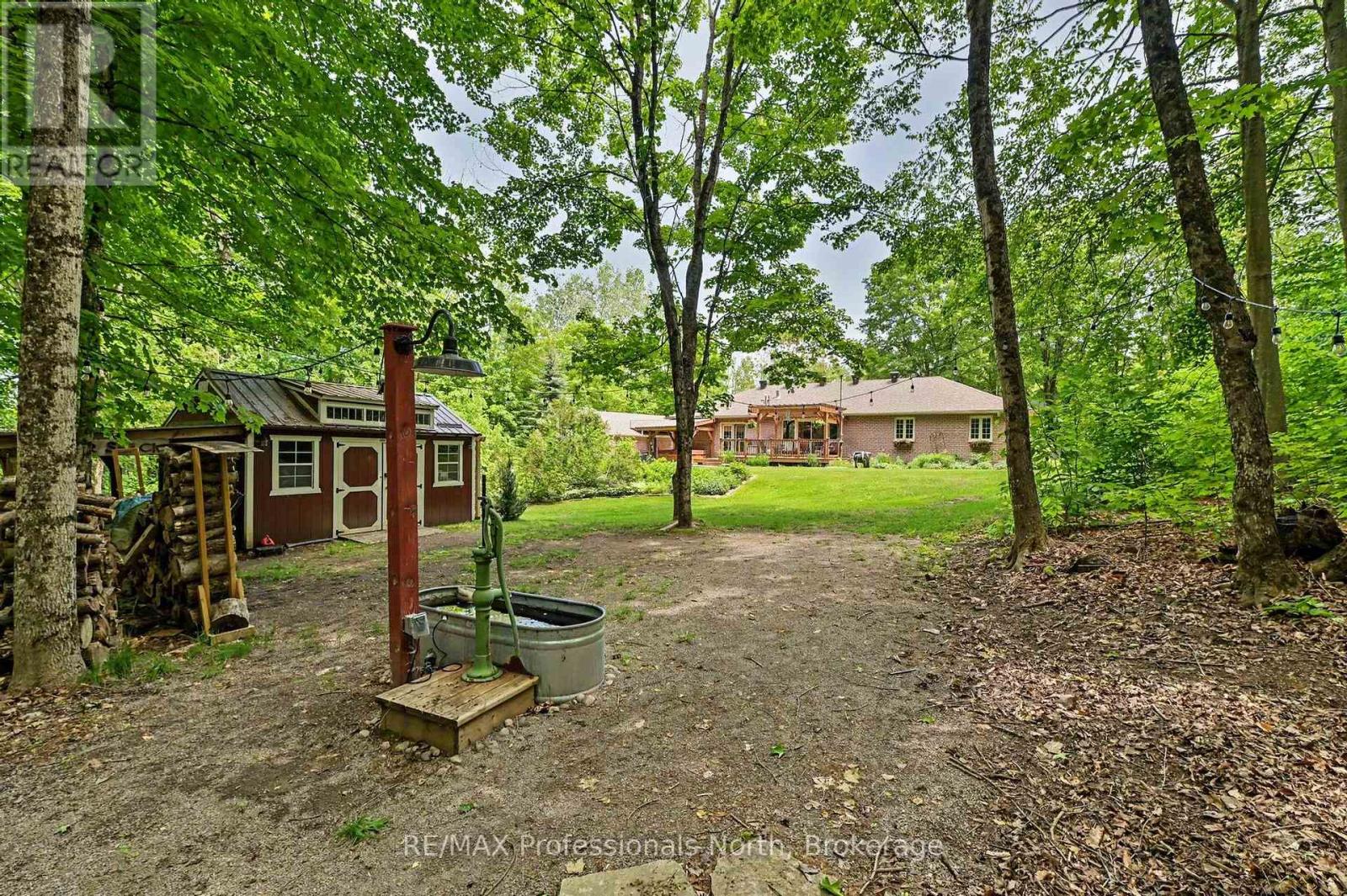1661 HOSPITALITY ROAD - 42