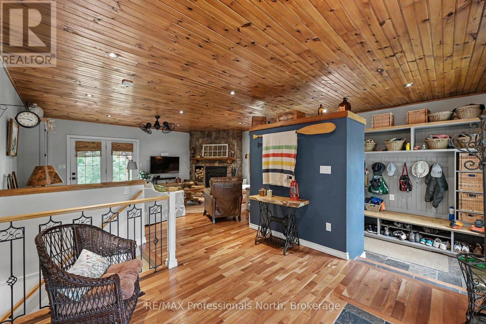 1661 HOSPITALITY ROAD - 5