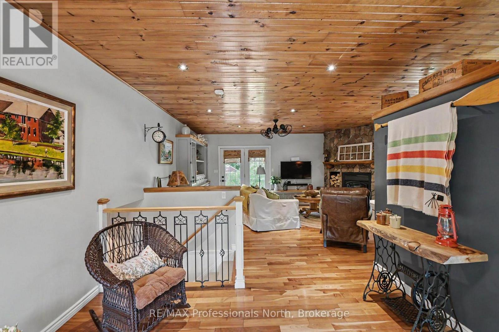 1661 HOSPITALITY ROAD - 7