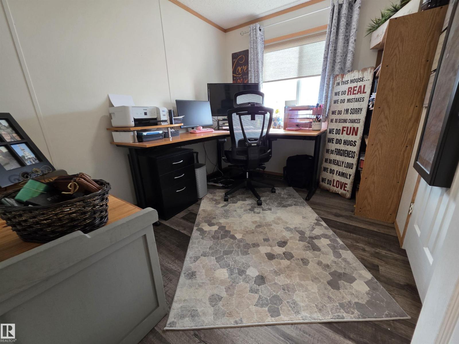 #88B 3400 48 ST — photo 13