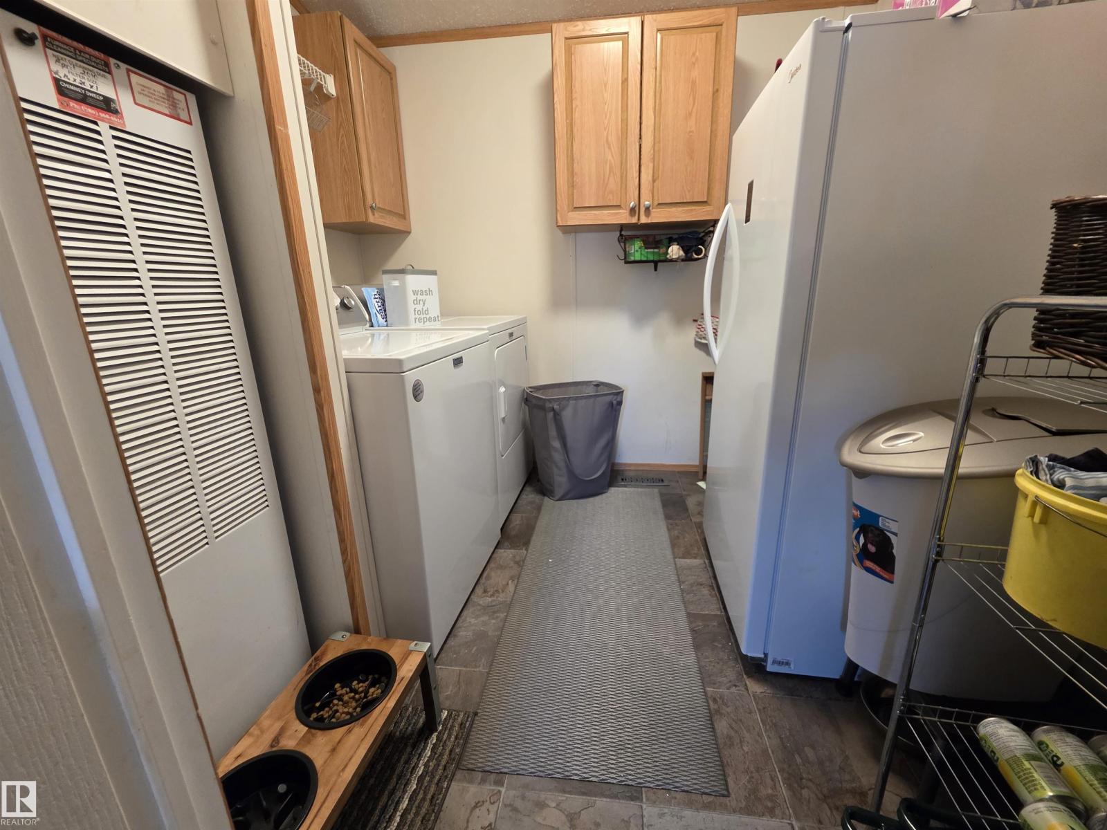 #88B 3400 48 ST — photo 15