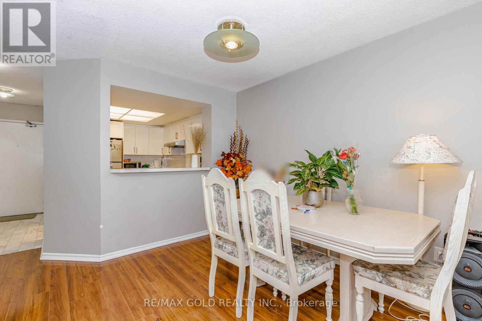 #PH 201 325 WEBB DRIVE - 20