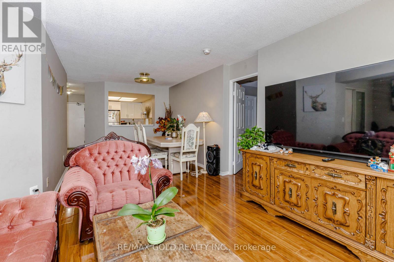 #PH 201 325 WEBB DRIVE - 24