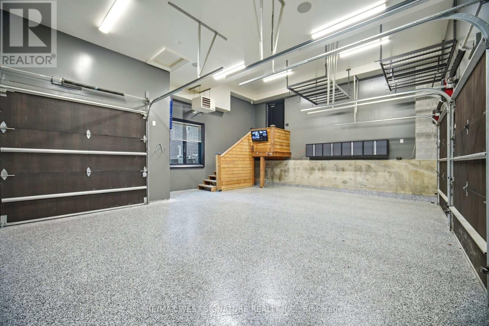 76 LYNWOOD CRESCENT - 47