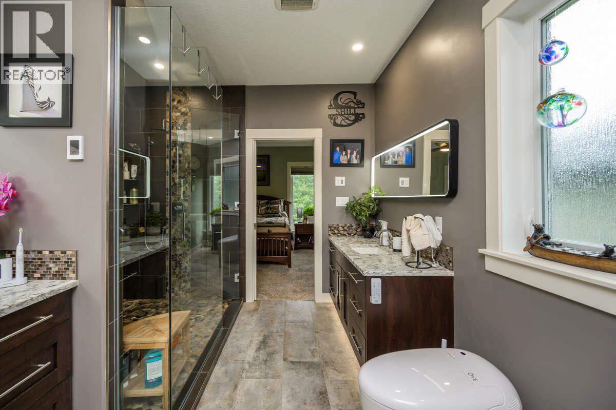 2693 LINKS DRIVE - 22