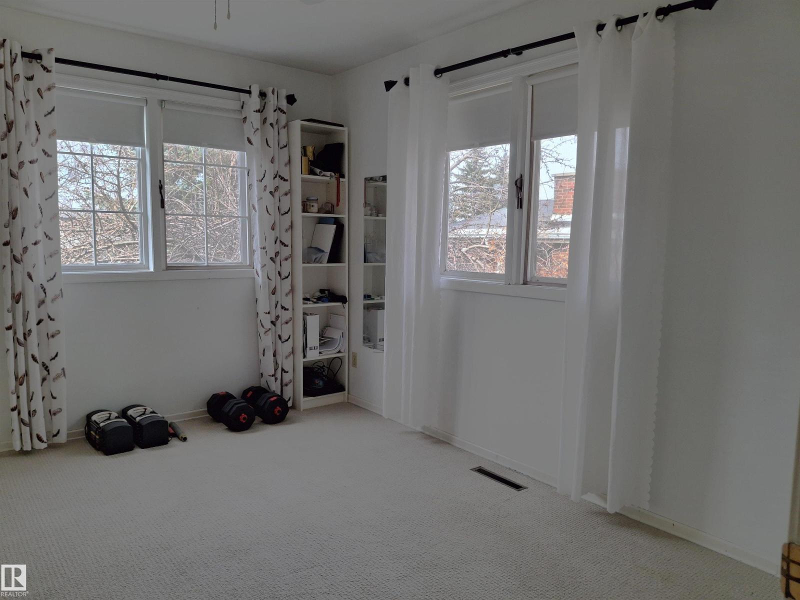 13112 63 AV NW - 12