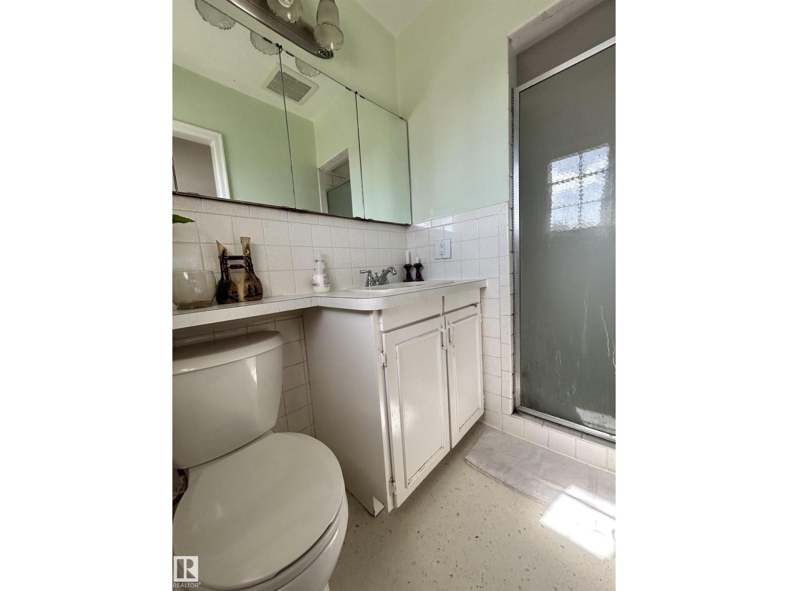 13112 63 AV NW - 11
