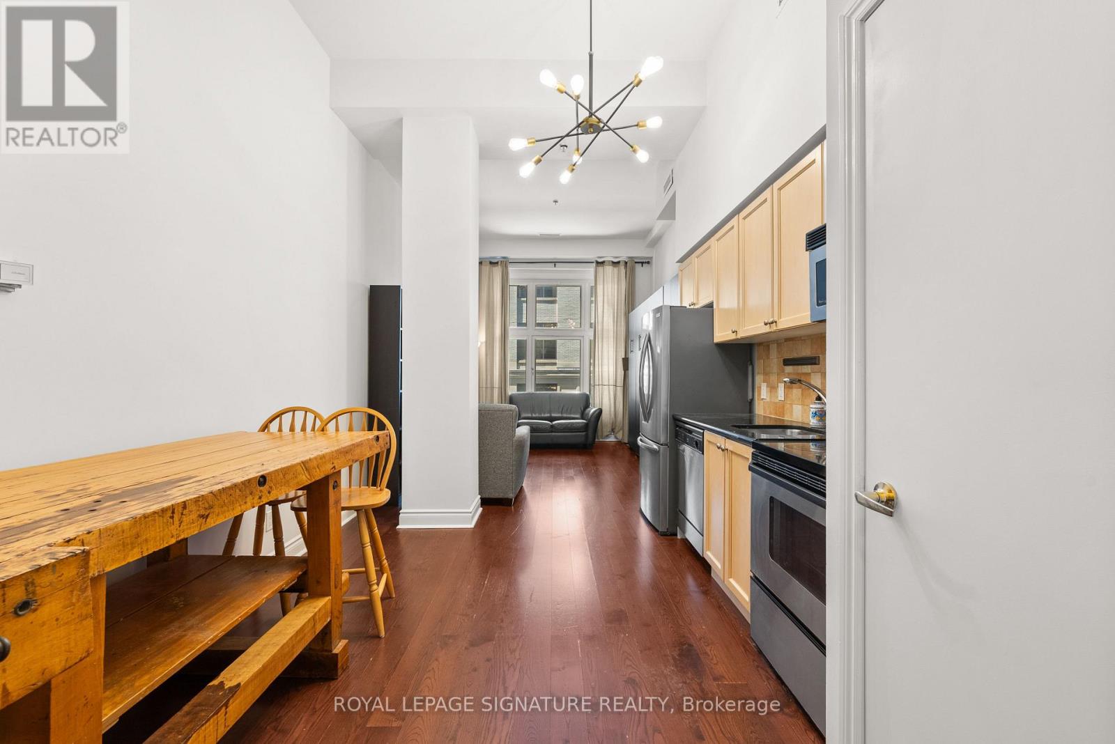 #303 73 RICHMOND STREET W - 13