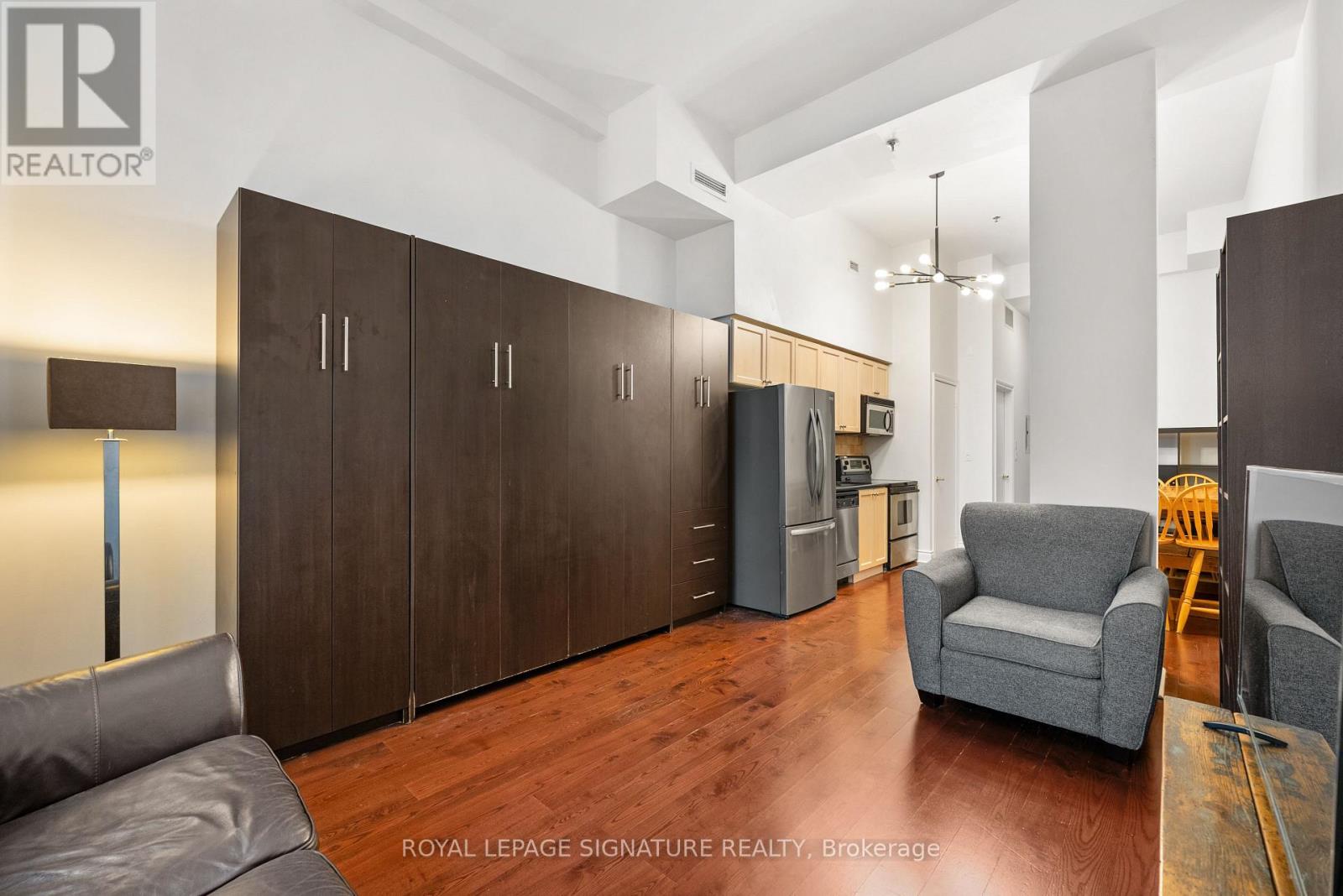 #303 73 RICHMOND STREET W - 8