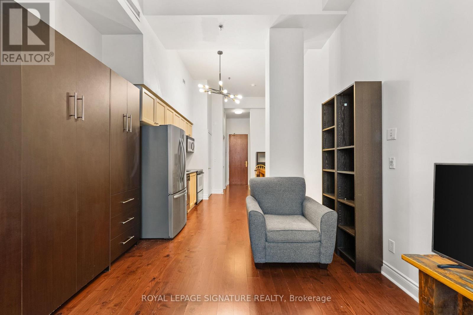 #303 73 RICHMOND STREET W - 9