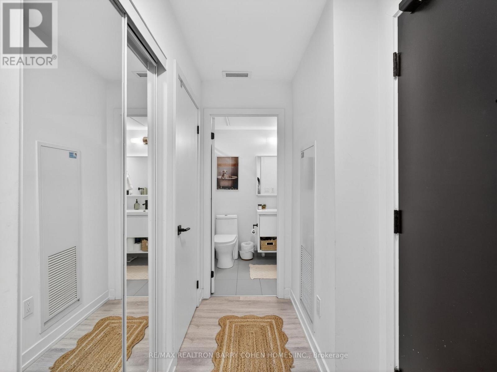 #PH3 2 AUGUSTA AVENUE - 15