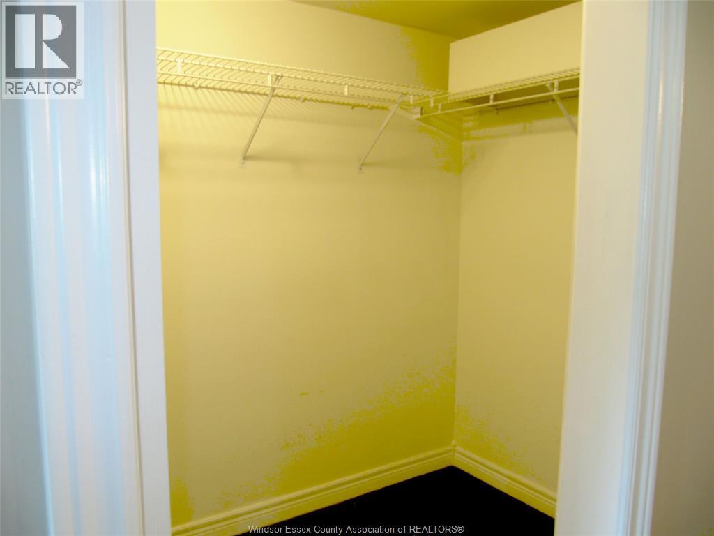 #213 310 VILLAGE GROVE DRIVE - Image 12
